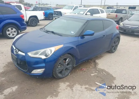 2017 Hyundai Veloster Value Edition z USA, uszkodzony, nr VIN KMHTC6ADXHU314649